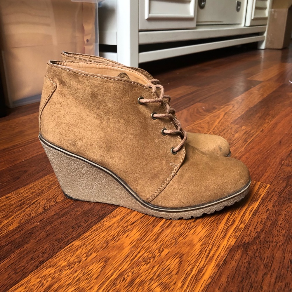 X-appeal winter bootie wedge